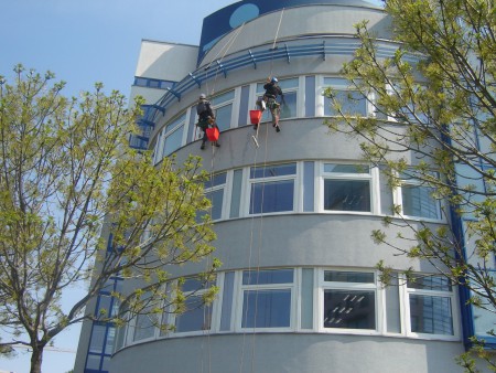 ČSOB Leasing (Bratislava - Petržalka) - apríl 2011